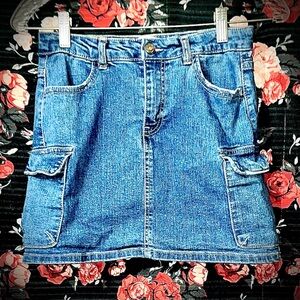 Blue Denim Cargo Skirt girls but can fit women’s xs